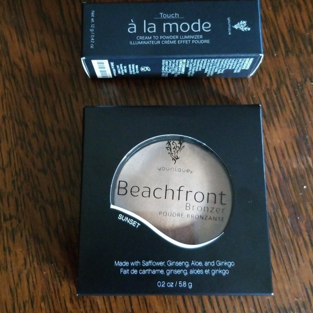 **SOLD**Younique Face Bundle